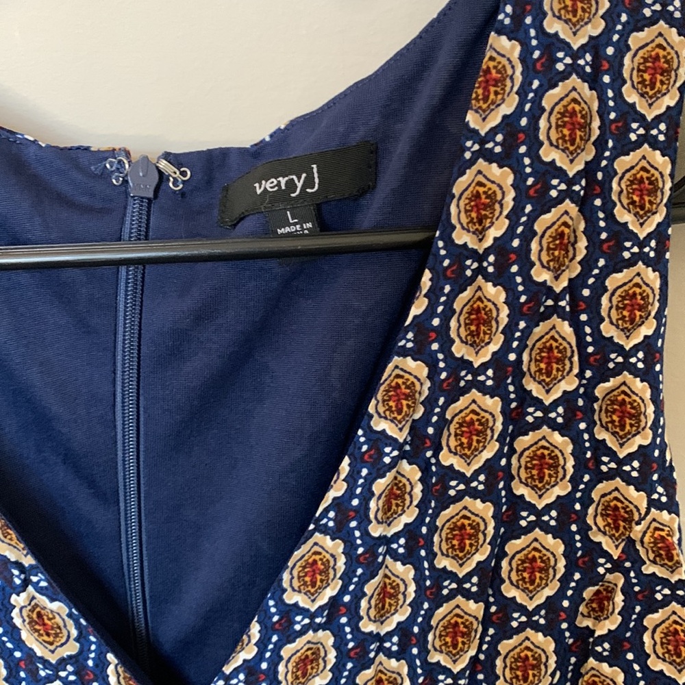 Navy patterned romper - Picture 2 of 7